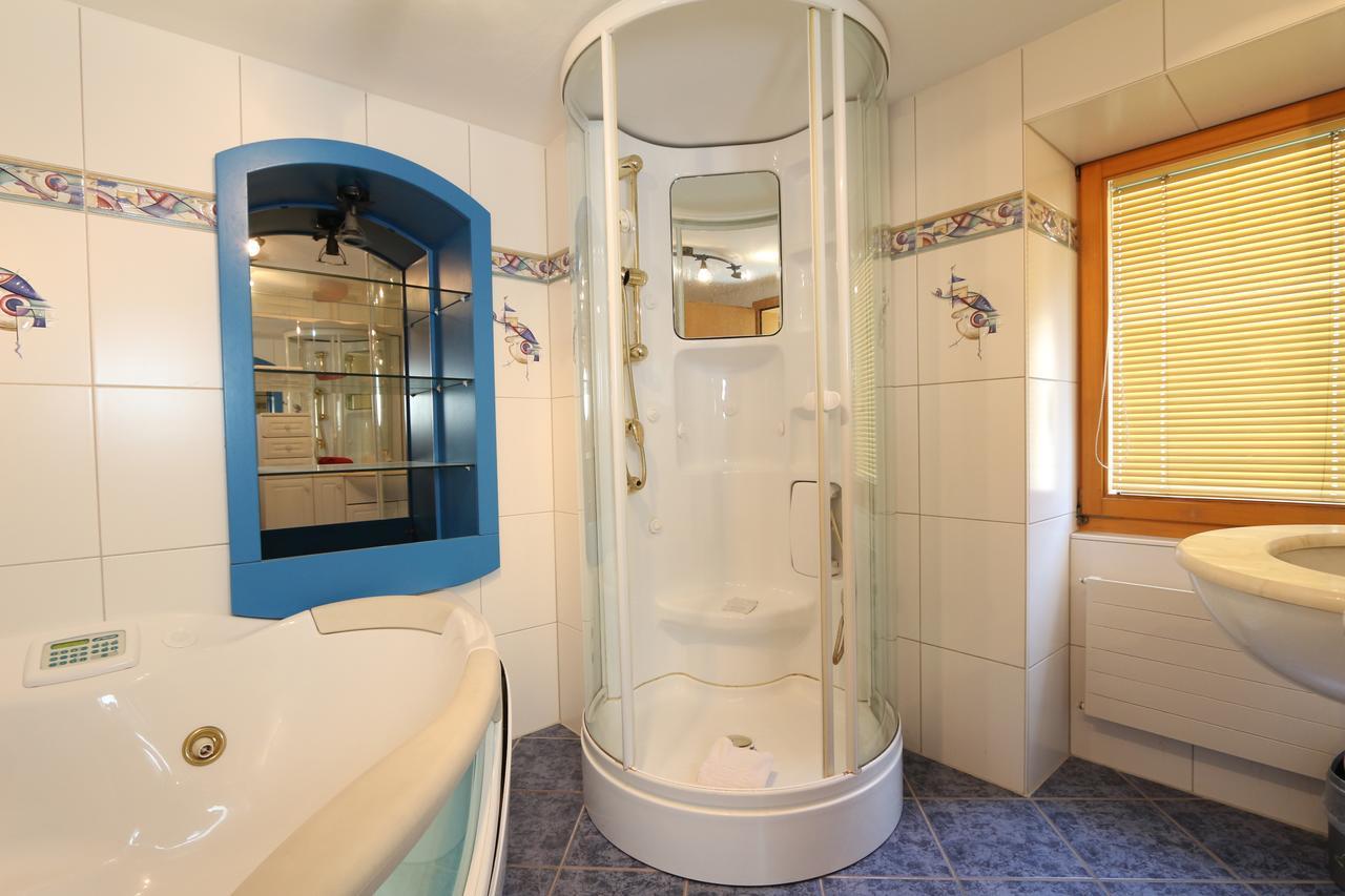 Alpina Hotel 3*